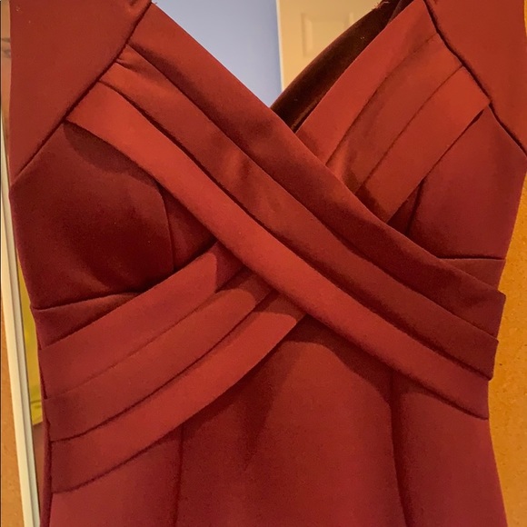 Cabernet prom dress PERFECT CONDITION - Picture 4 of 5
